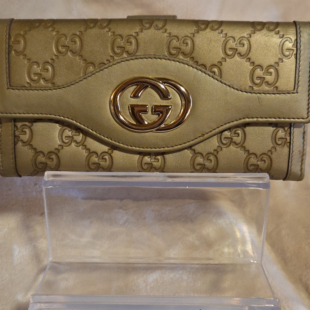 Gucci Gold‎ Embossed Women's Wallet